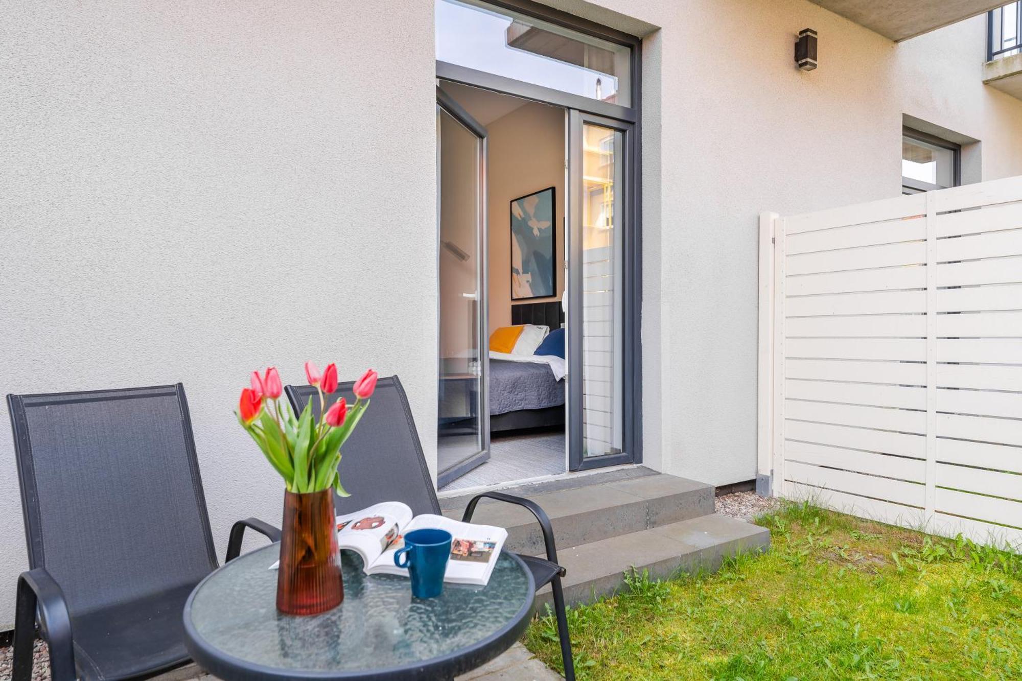 Ind.U Apartamenty Kołobrzeg Exterior foto